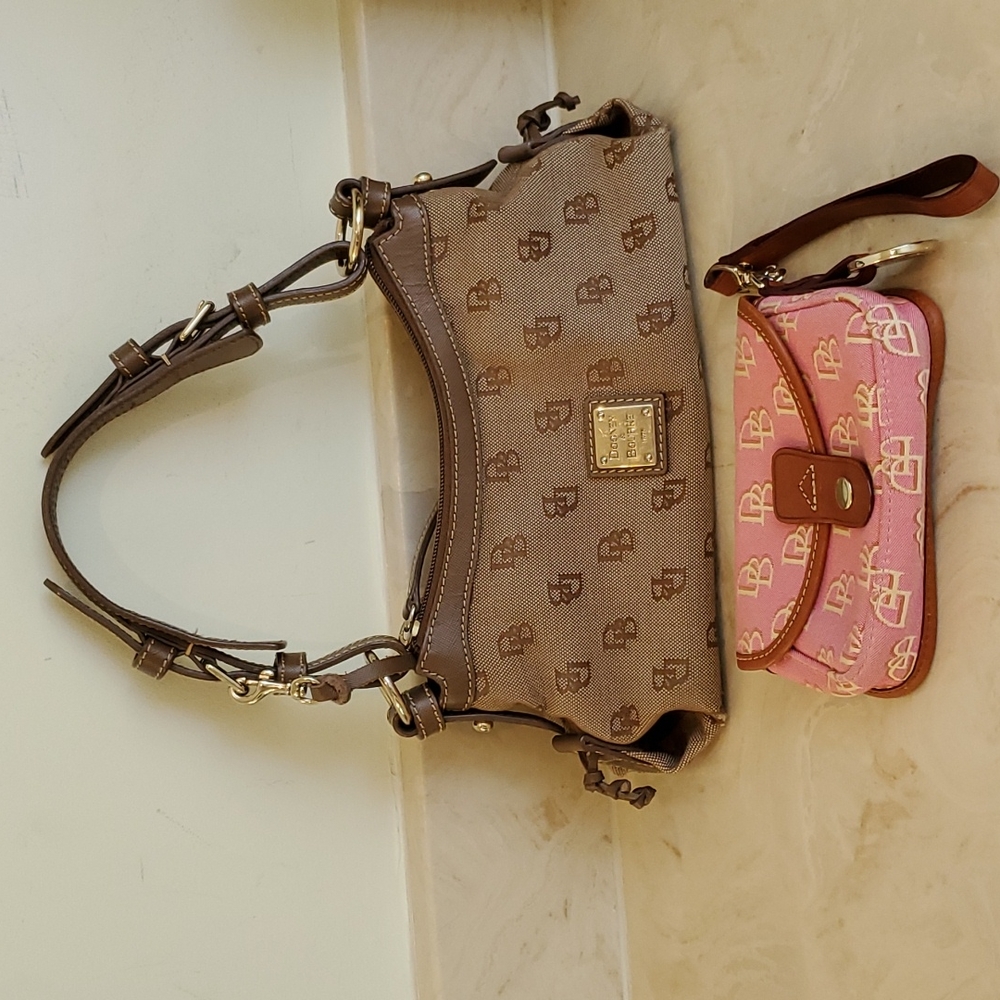 Dooney & Bourke Purse & Wristlet Combo - Picture 3 of 17